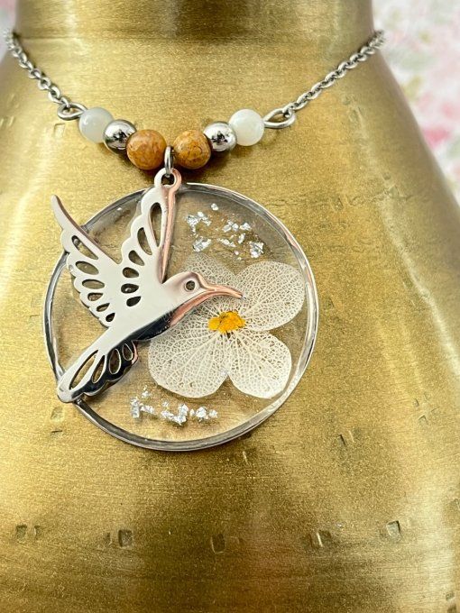 Collier colibri blanc