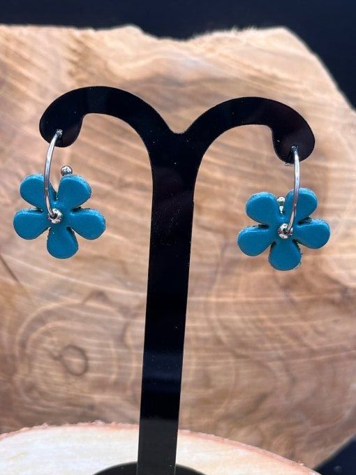 Boucles d'oreilles en cuir et en acier 