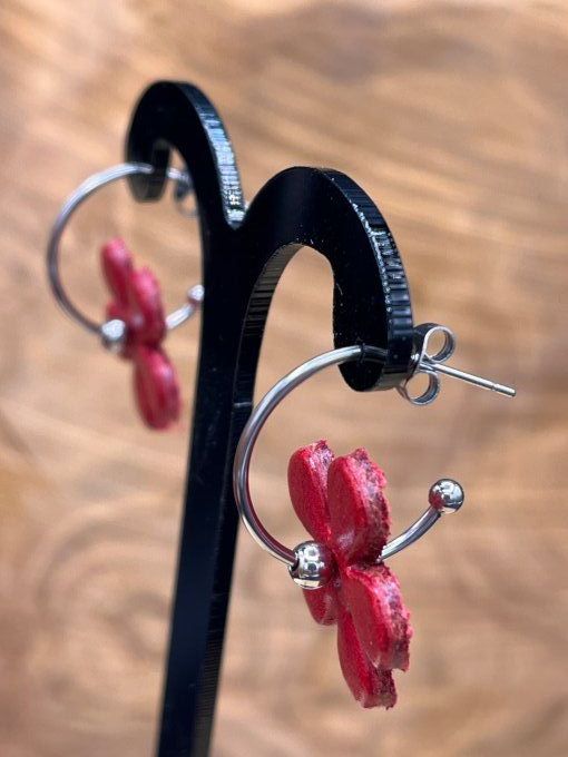 Boucles d'oreilles en cuir et en acier 