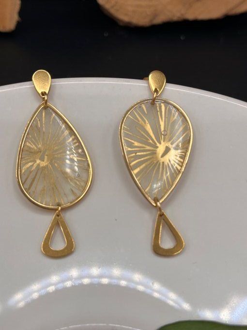 Boucles d'oreilles en papier résiné et acier